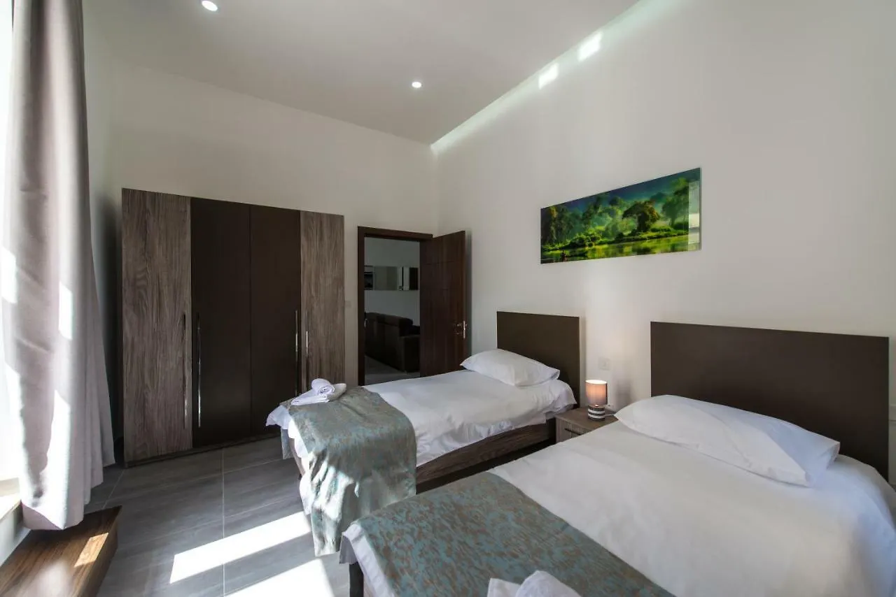 סליאמה Hacienda Apartments 0*,  מלטה